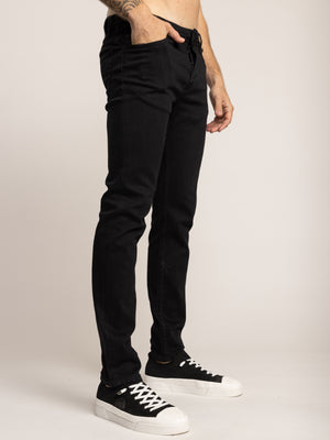 ג'ינס גזרת SLIM