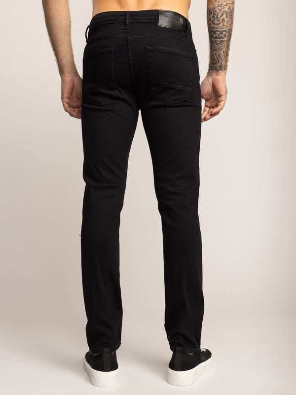 ג'ינס גזרת SLIM