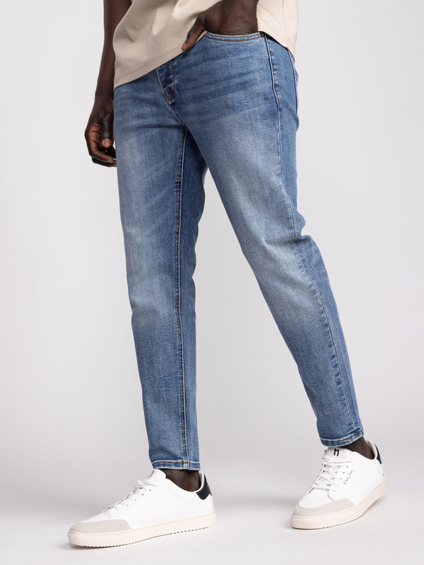מכנסי ג''ינס CLASSIC לגבר בגזרת SUPER SKINNY