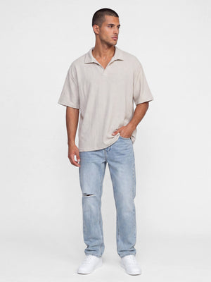 גינס לגבר עם קרעים
