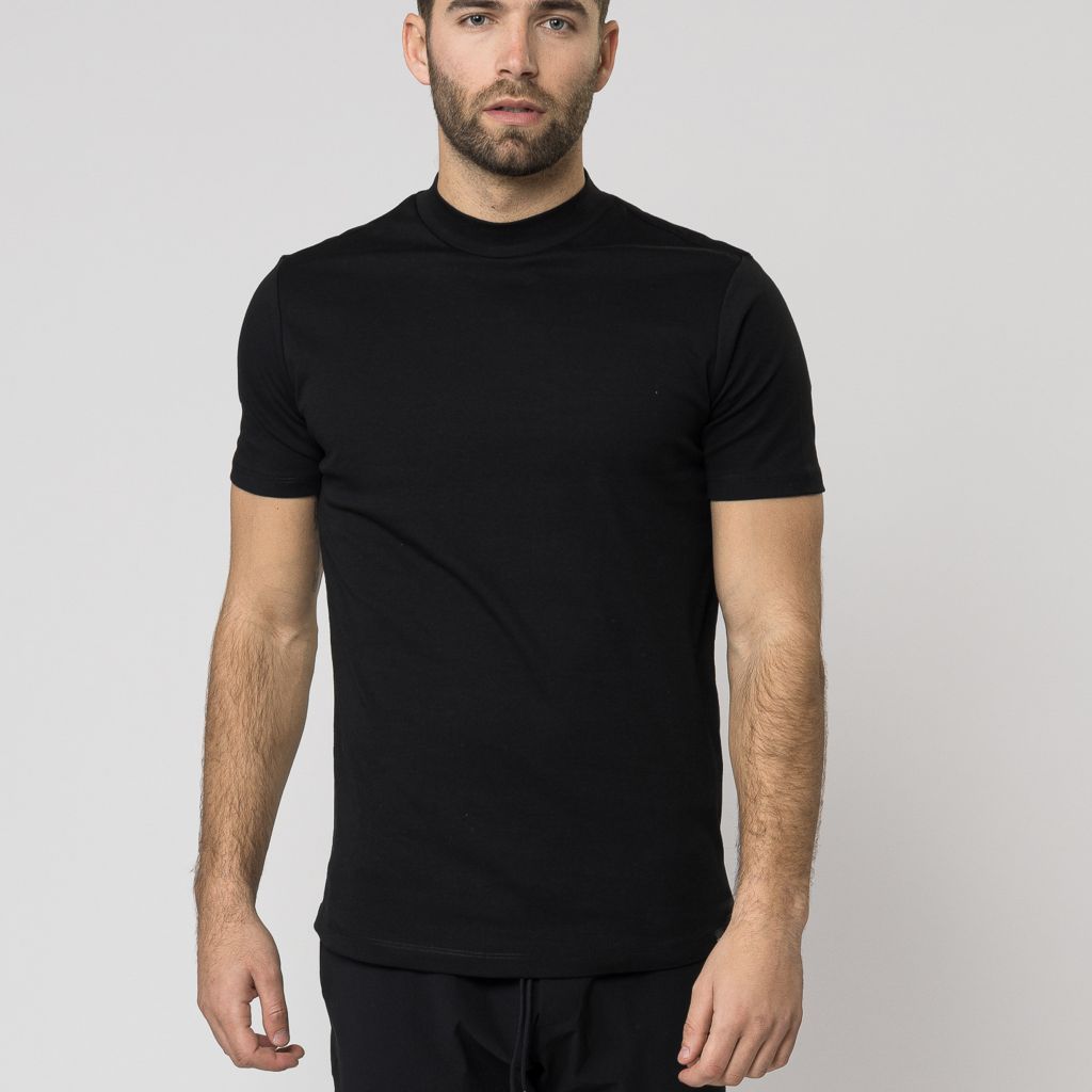 טי שירט עם צווארון High neck