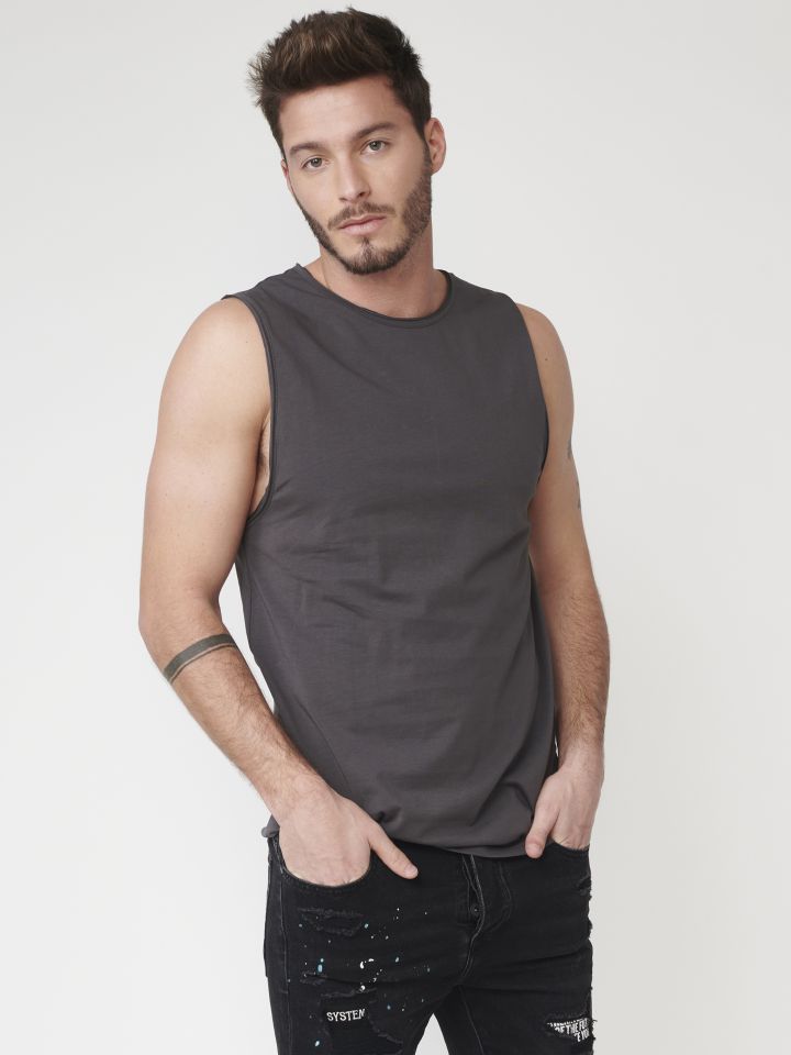 גופייה במראה בייסיק