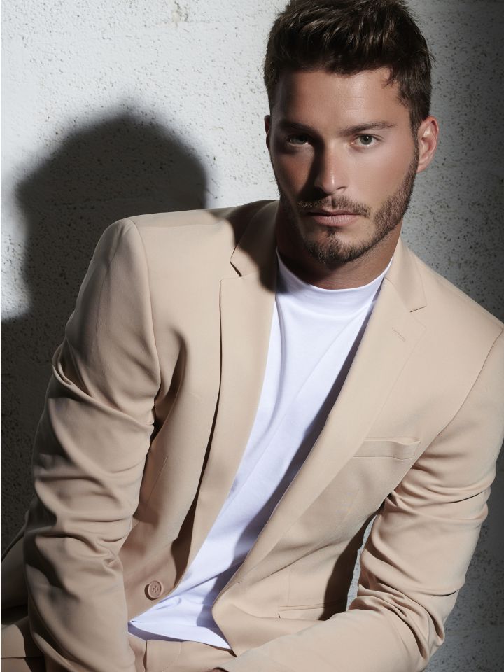 ג`קט ערב במראה קלאסי