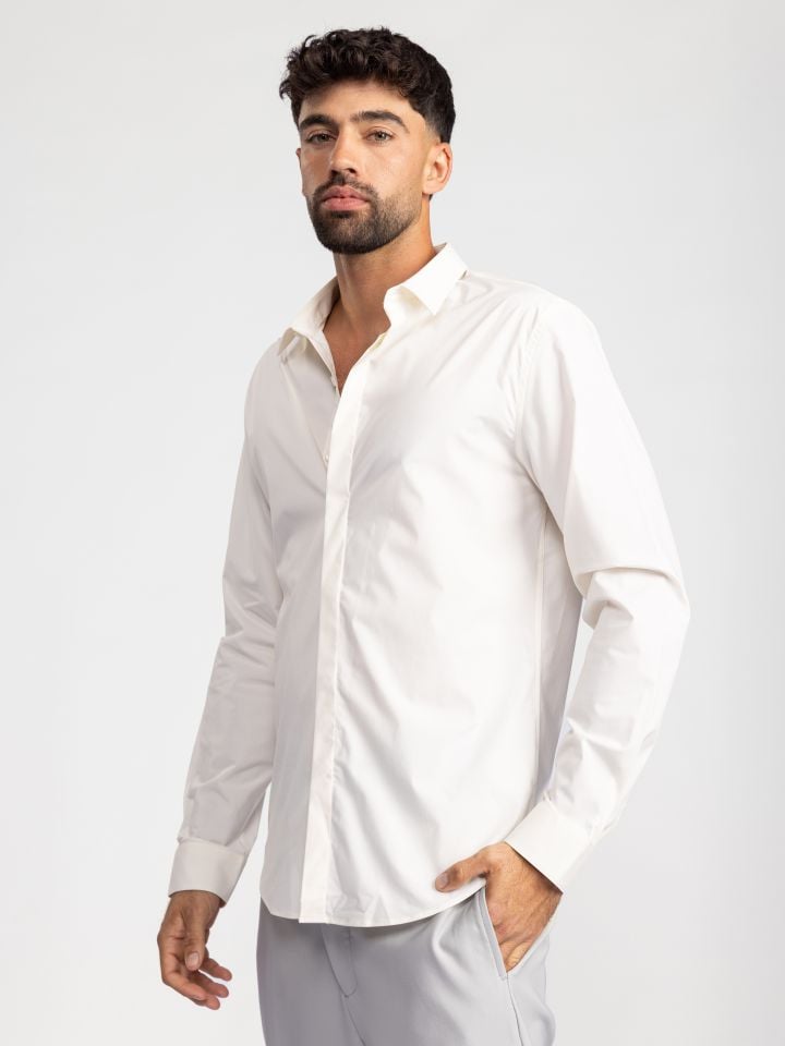 חולצת פרמיום מכופתרת לגבר בגיזרה קלאסית