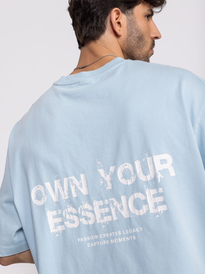 טי אוברסייז לגבר OWN YOUR ESSENCE