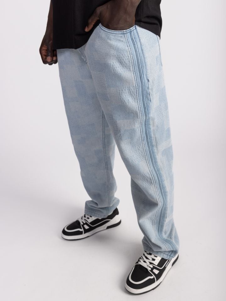 מכנסי ג’’ינס טקסטורליים בדוגמת משבצות