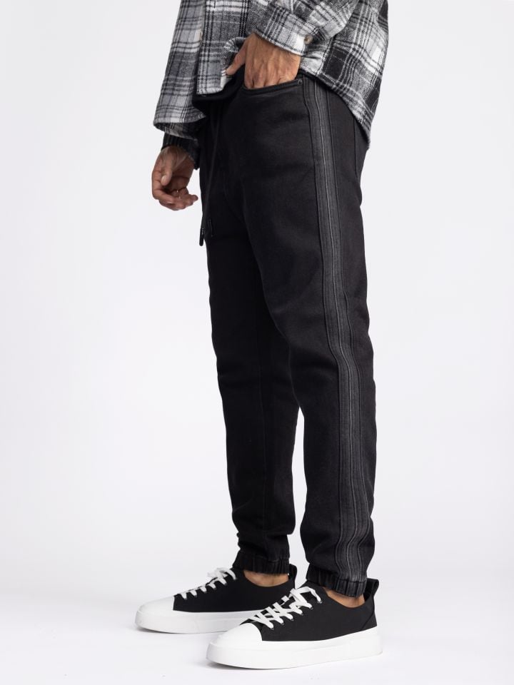 מכנסי ג’’ינס עם פסי תפר צדדיים לגבר