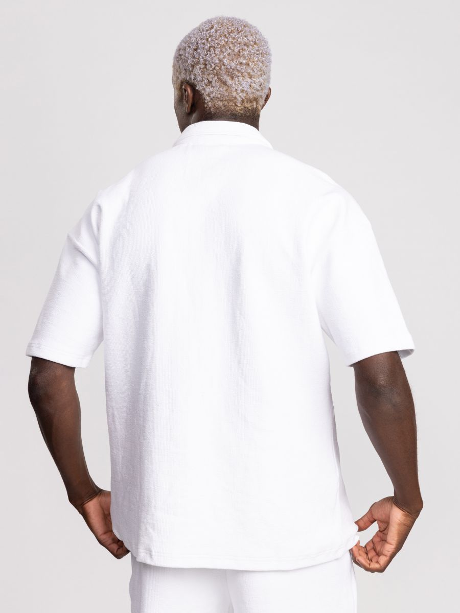 חולצה מכופתרת קצרה לגבר ריזורט