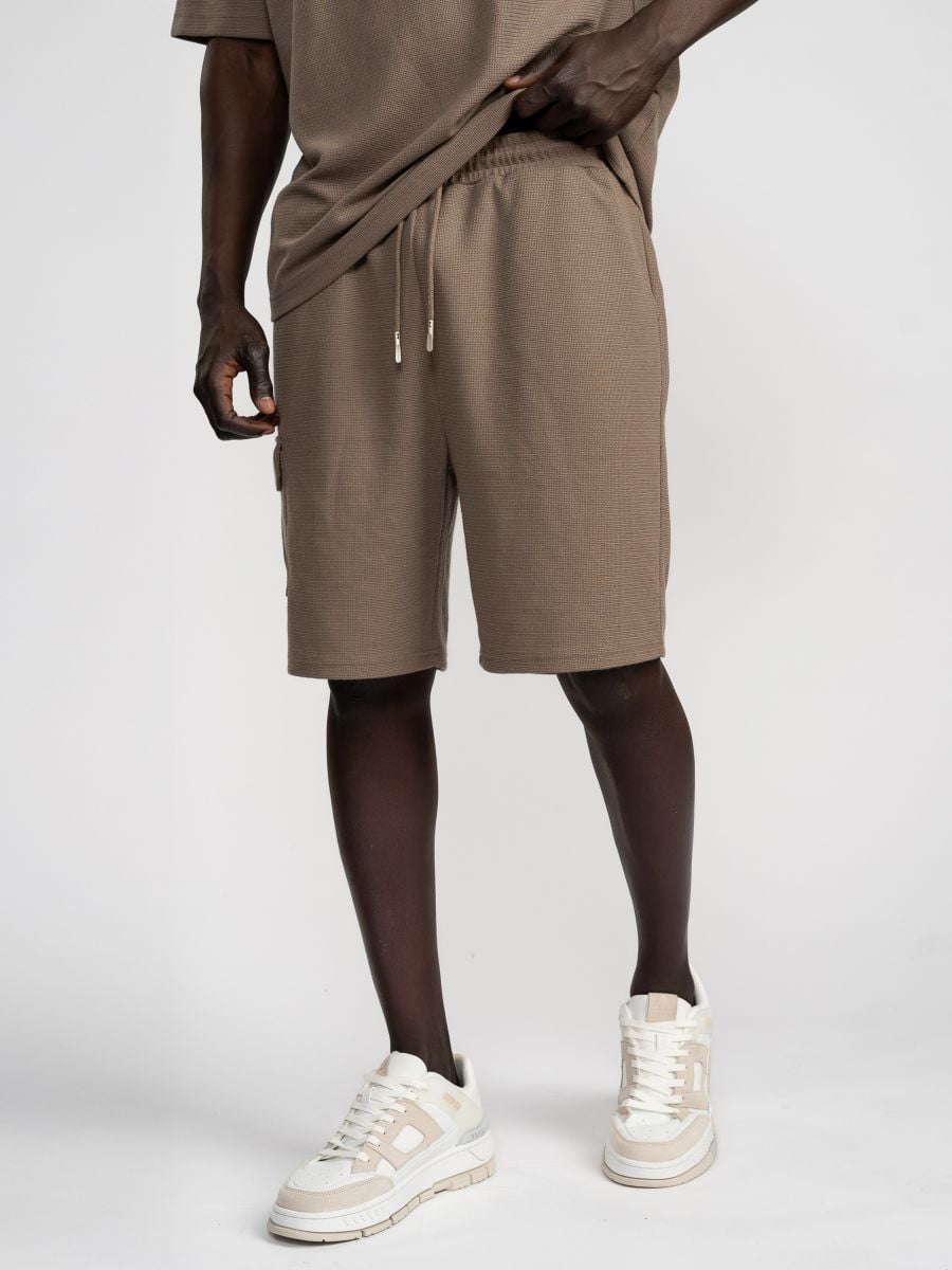 מכנסי ברמודה לגבר עם טקסטורה