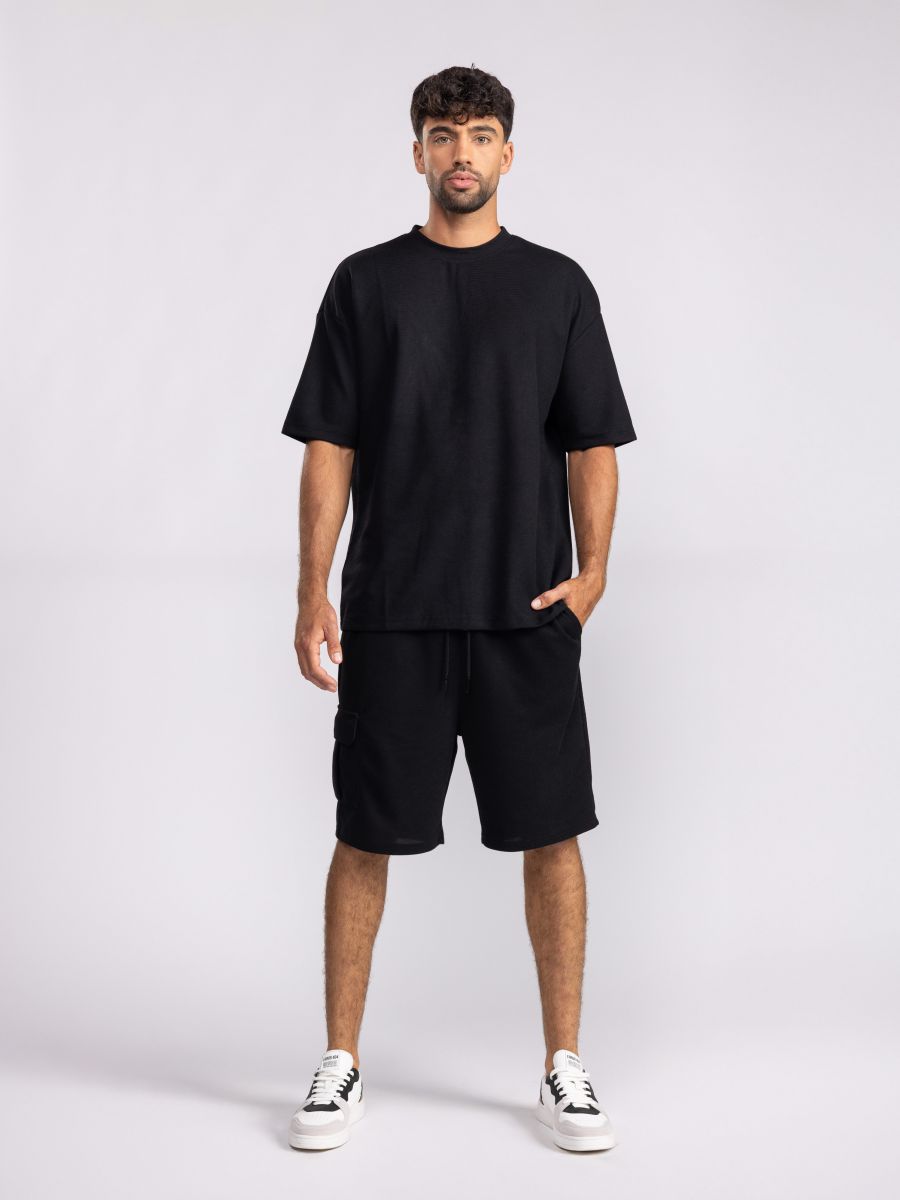 חולצת טי שירט לגבר עם טקסטורה