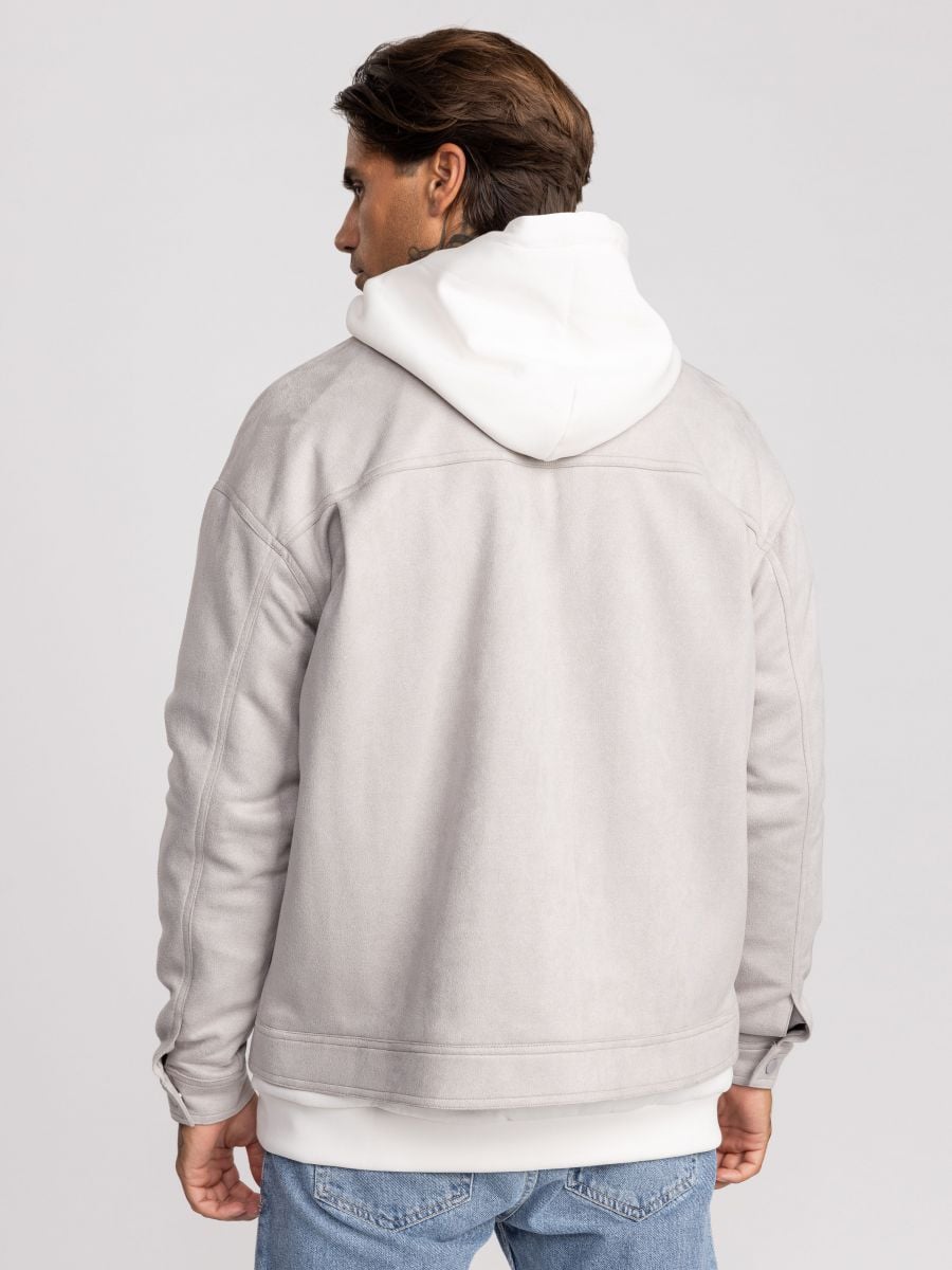 גקט לגבר עם כיסים בחזית