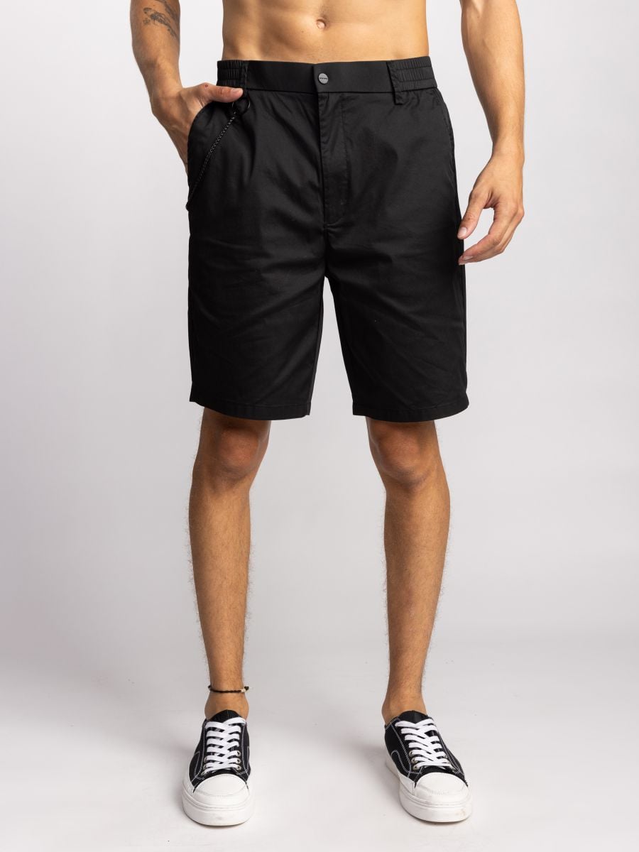 ברמודה לגבר עם שרשרת