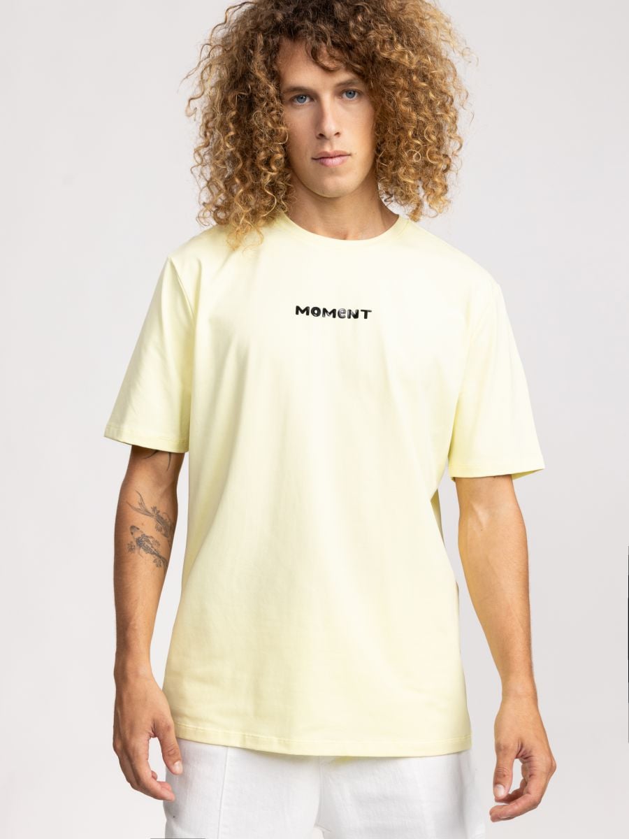 טישרט לגבר MOMENT