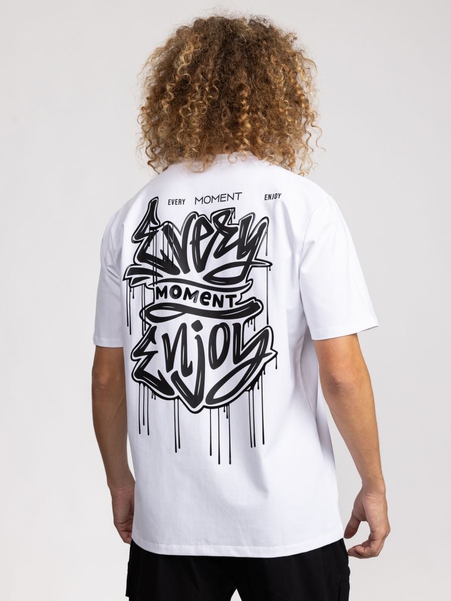 טישרט לגבר MOMENT