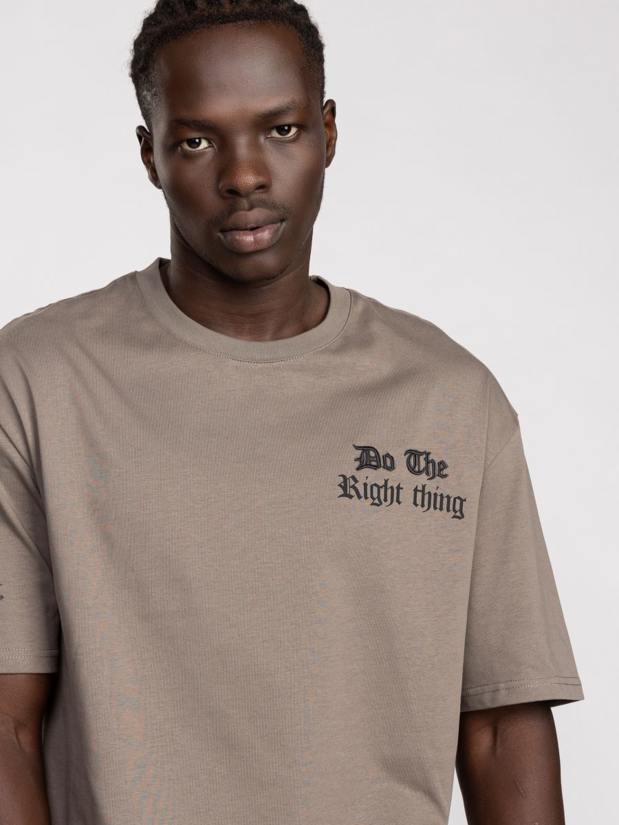 טי שירט לגבר RIGHT THING