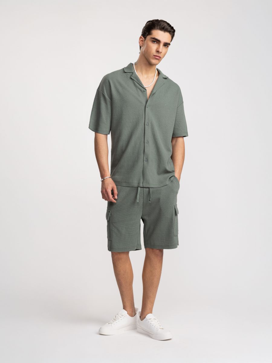 מכנסי ריזורט קצרים לגבר