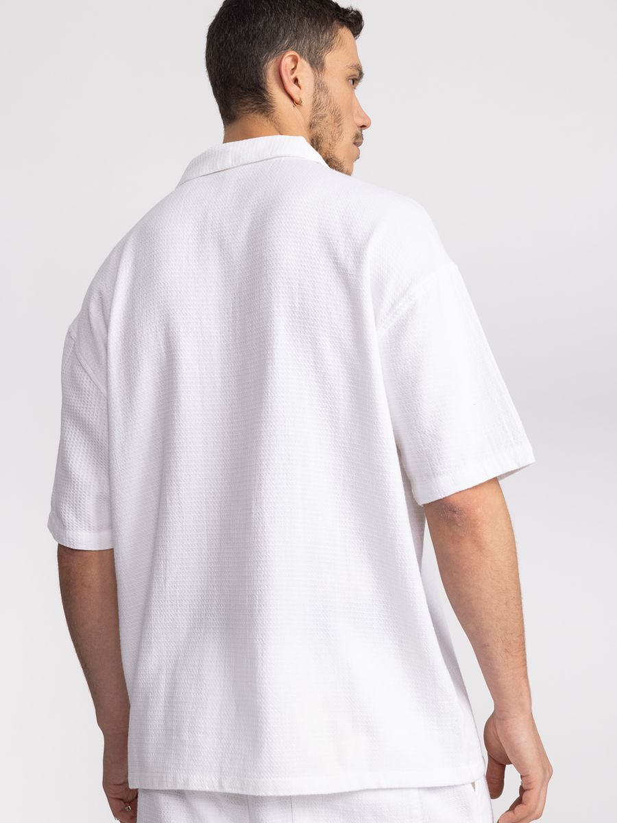 חולצה מכופתרת לגבר ריזורט