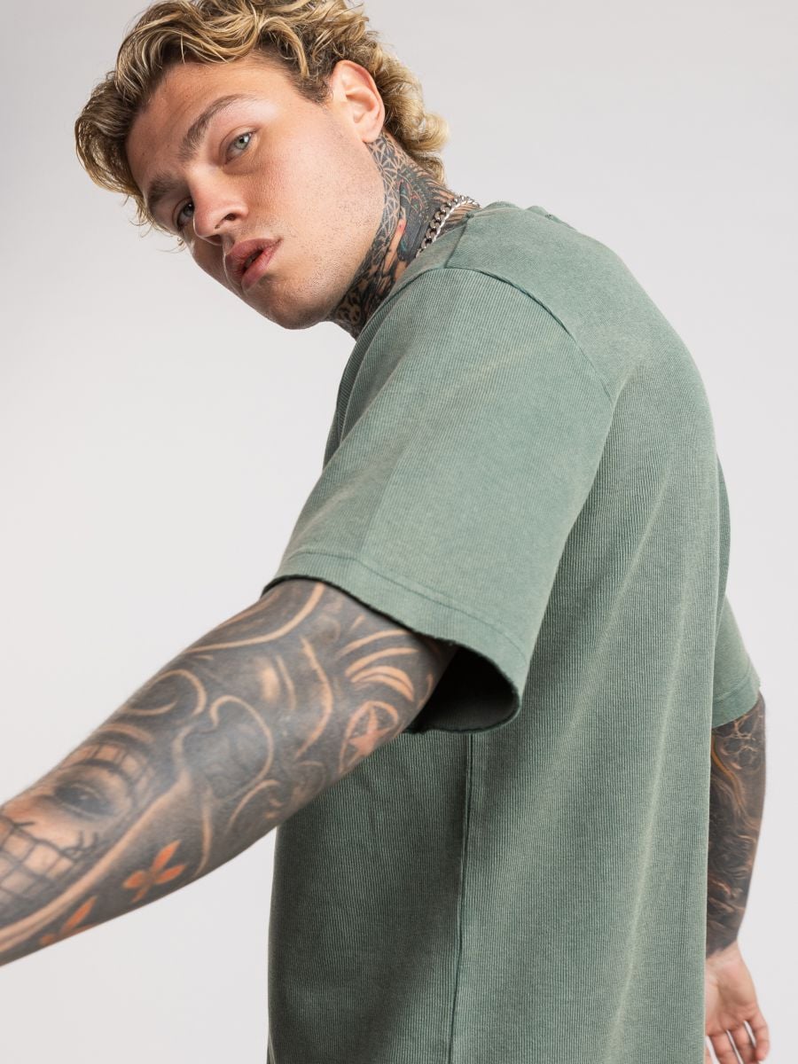 חולצת טי שירט לגבר ADORE