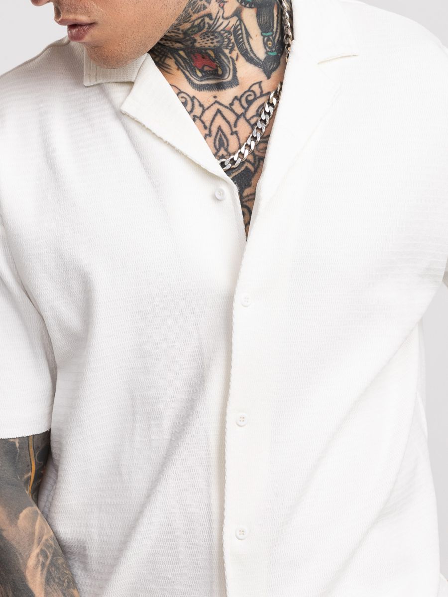 חולצת ריזורט לגבר עם טקסטורה