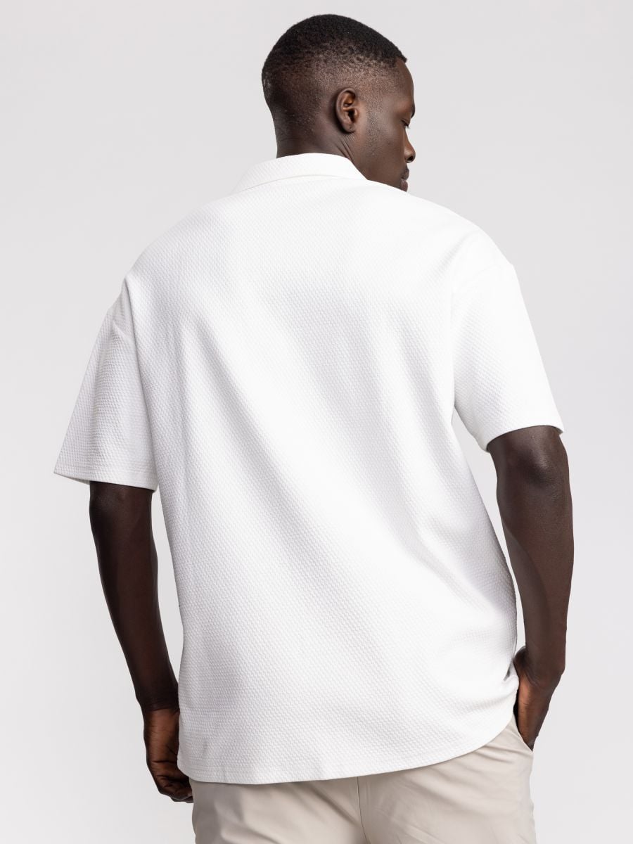 חולצת ריזורט מכופתרת טקסטורה