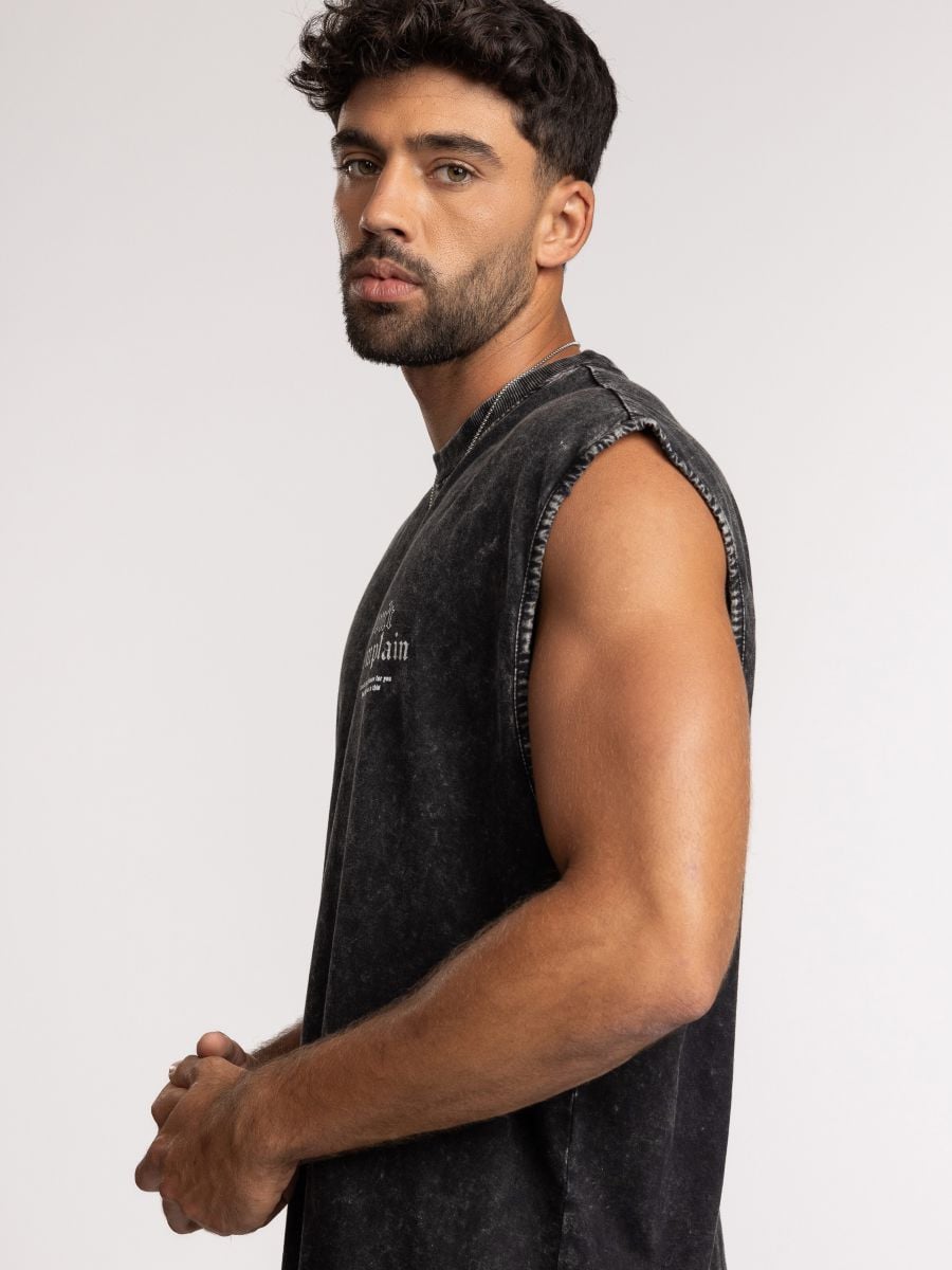 גופיה לגבר ללא שרוול