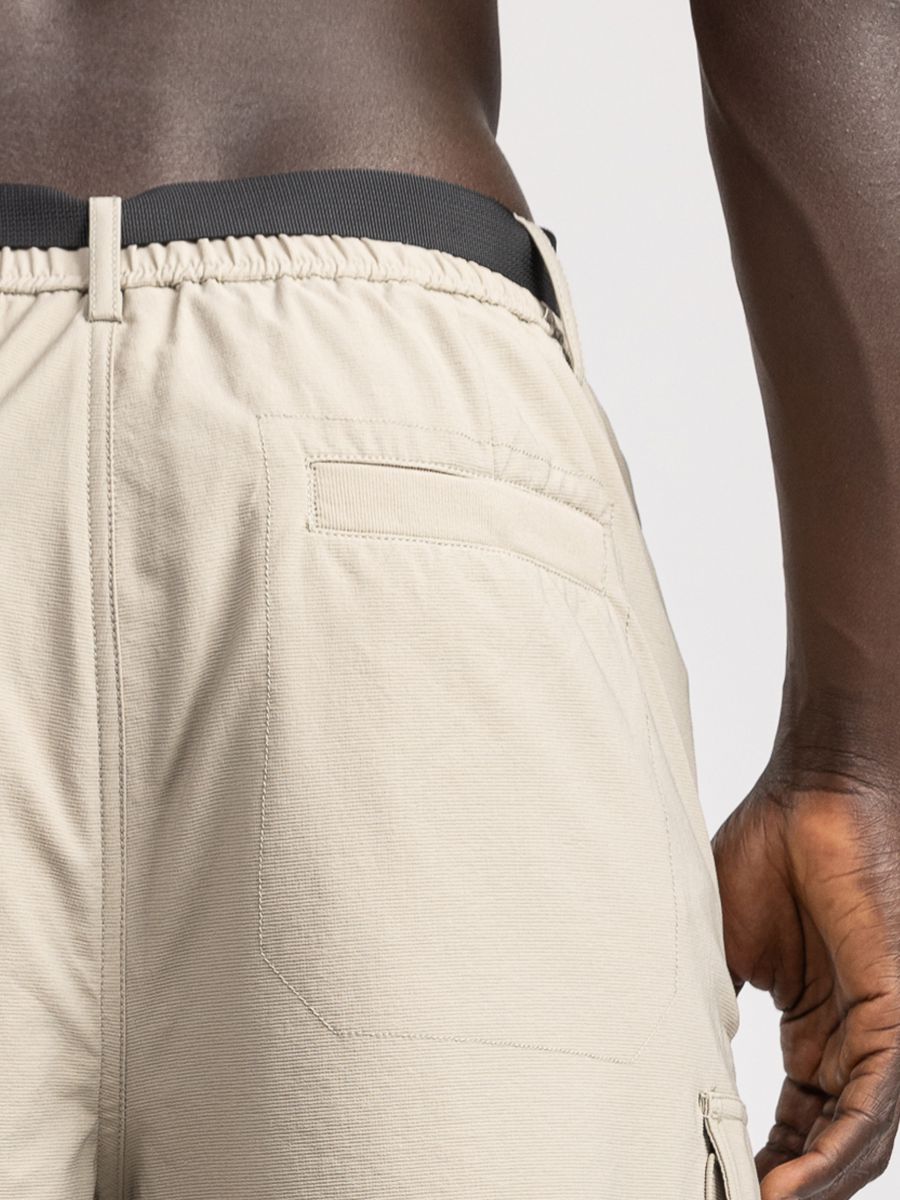 מכנסי קרגו קצרים לגבר