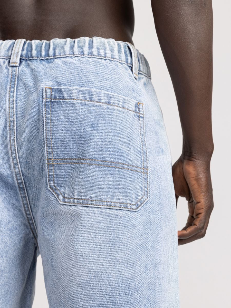 מכנסי קרגו לגבר עם גימור פרום