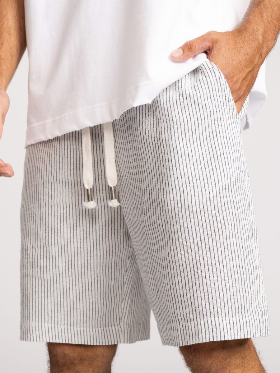 מכנסי ברמודה פסים לגבר