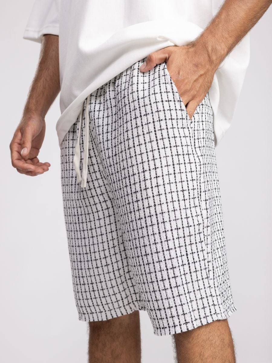 מכנסי ברמודת בד דוגמת רשת גאומטרית