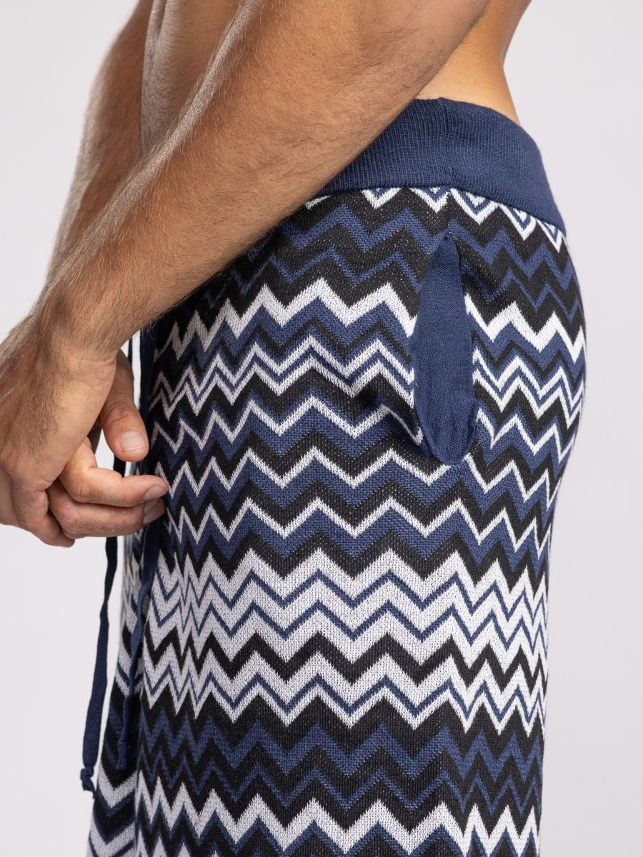 מכנסי ברמודה בד סרוג