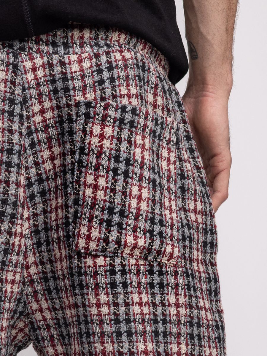 מכנסי ברמודה עם טקסטורה