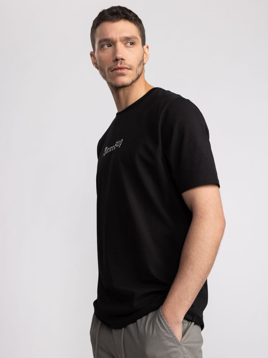 חולצת טישירט לגבר NEVER STOP