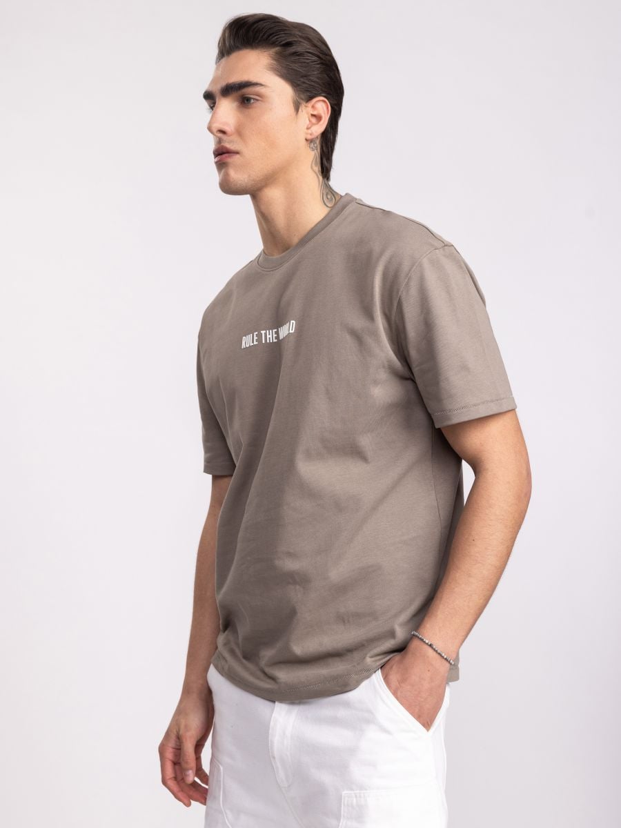 חולצת טישירט אוברסייז לגבר RULE THE WORLD