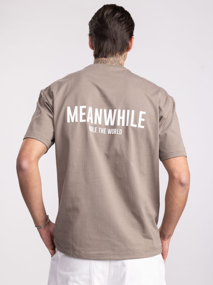 חולצת טישירט אוברסייז לגבר RULE THE WORLD