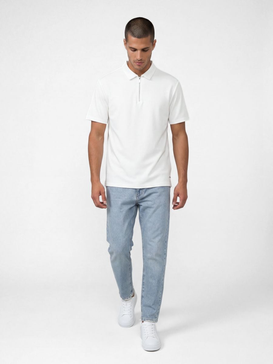 חולצת פולו עם רוכסן