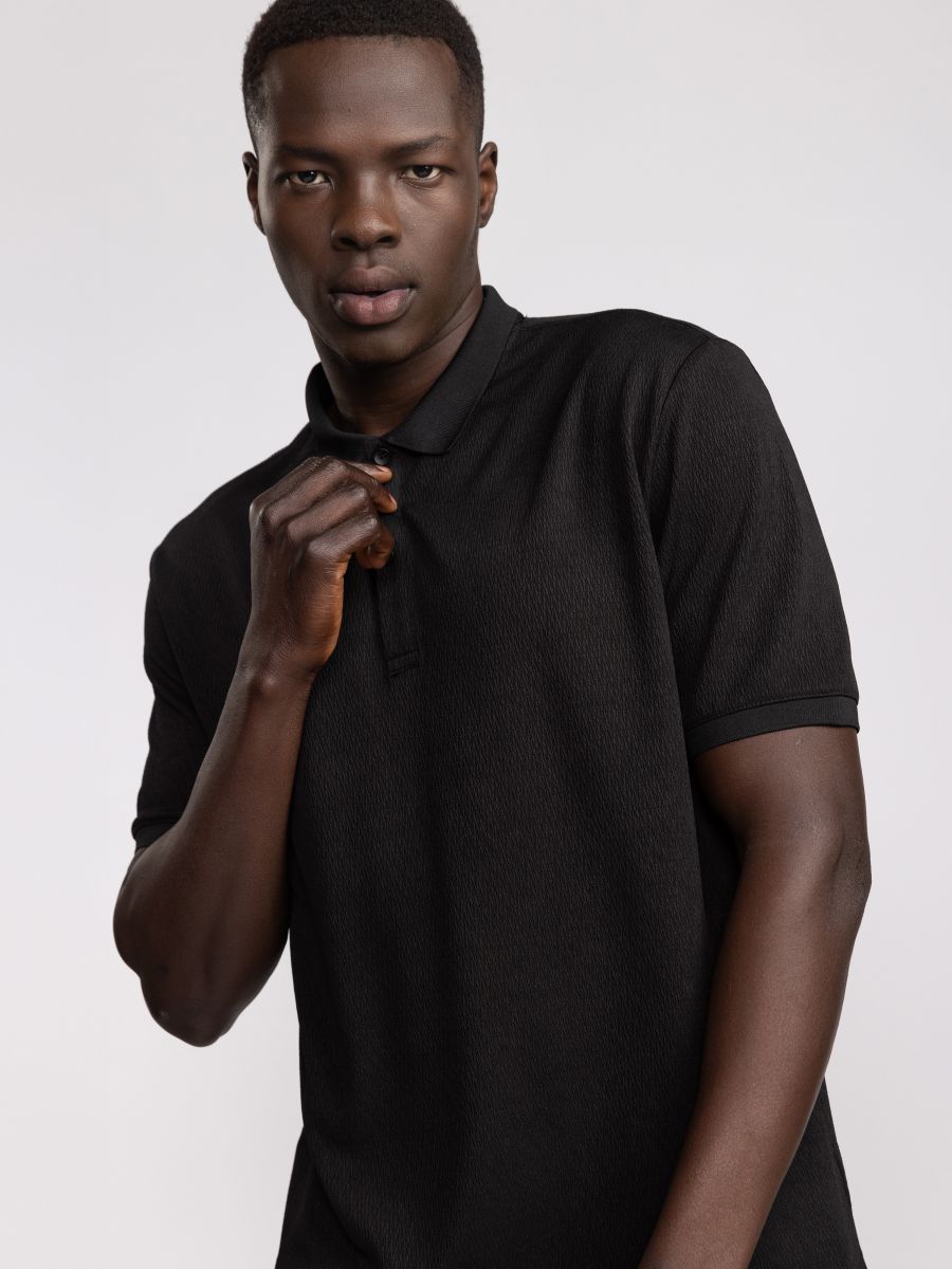 חולצת פולו קלאסית לגבר