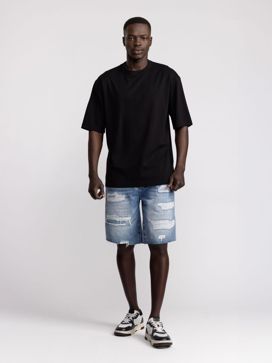 חולצת טישירט קלאסית לגבר