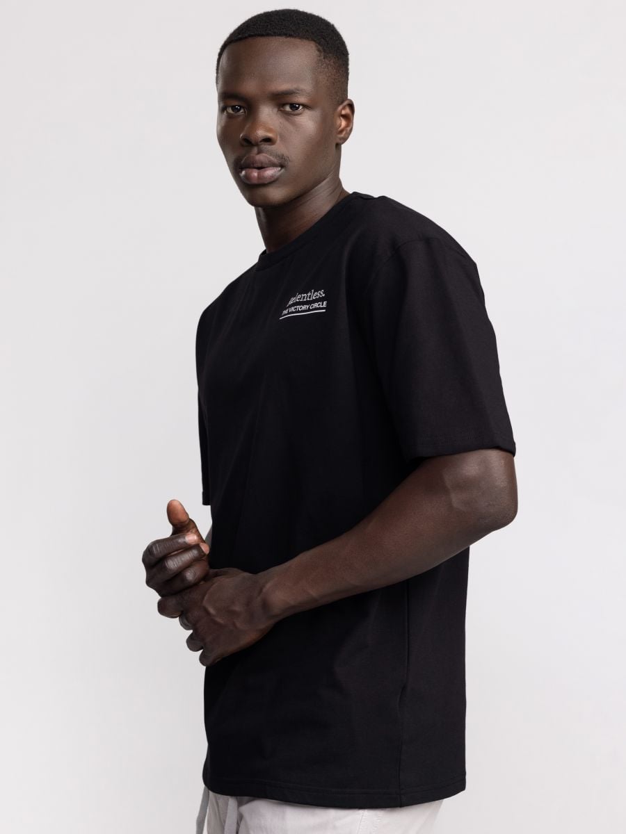 טישרט אובר סייז Relentless