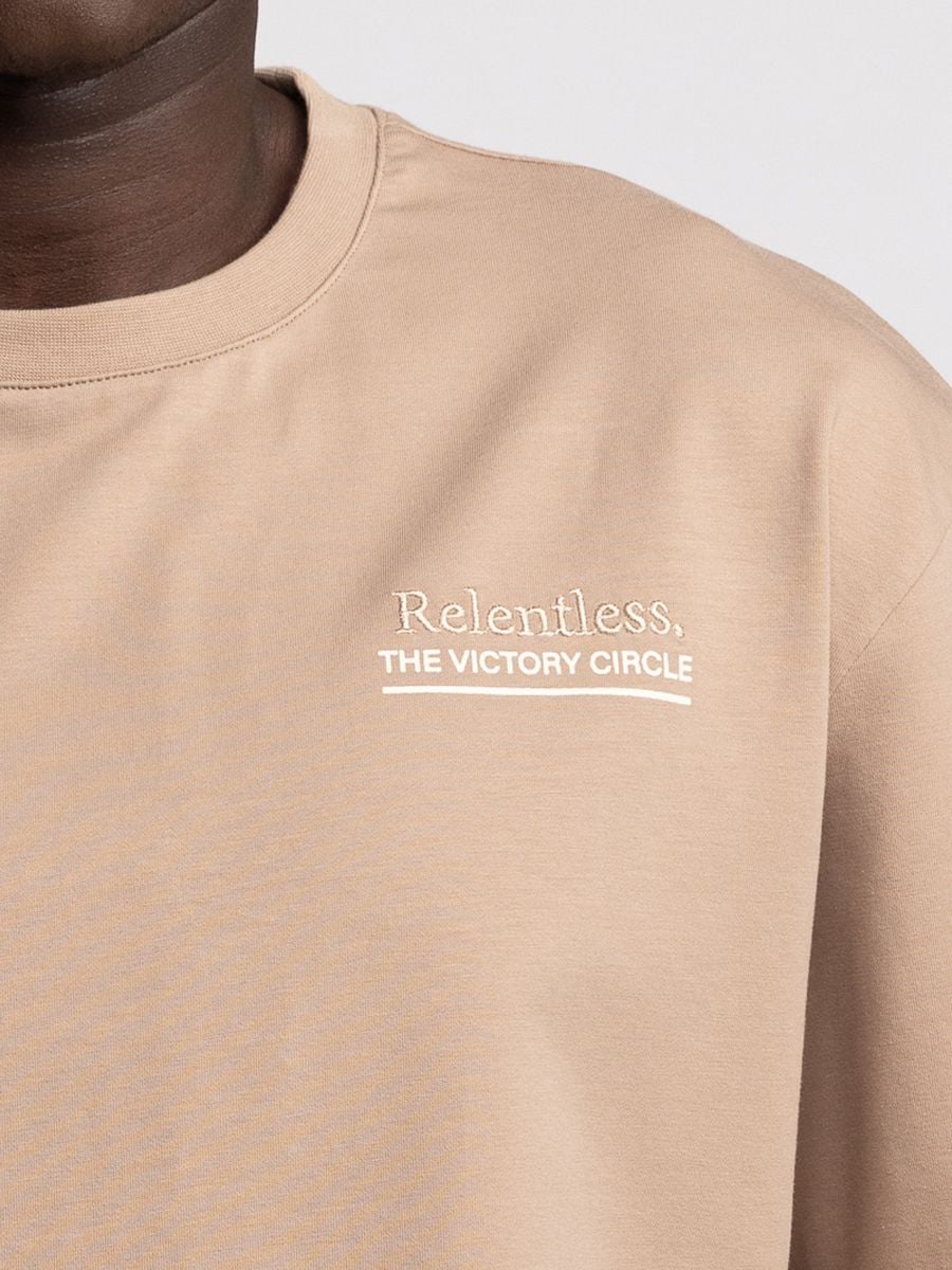 טישרט אובר סייז Relentless