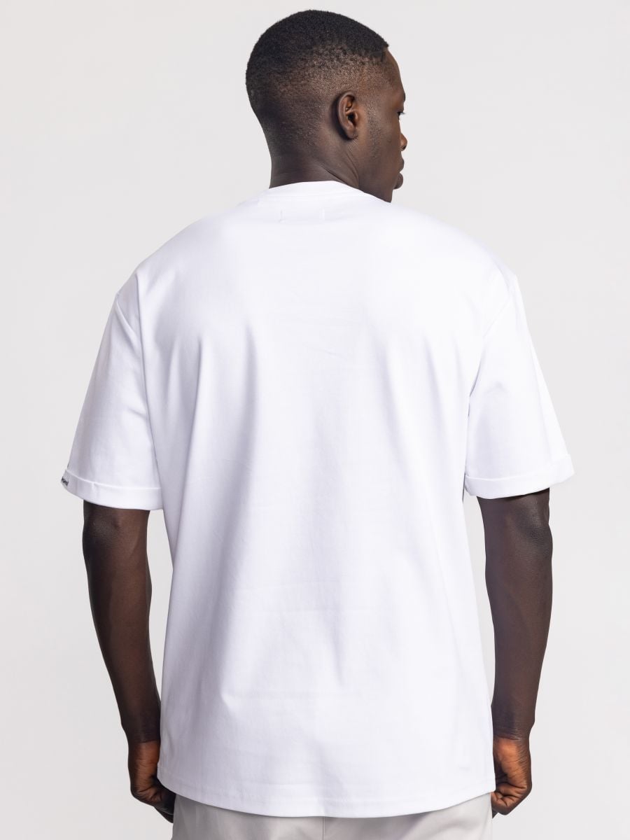 חולצת טי שירט לגבר TIMELESS