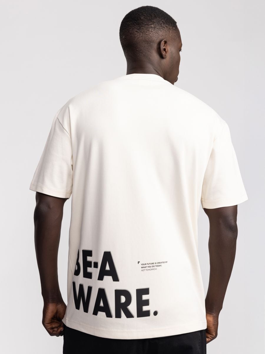 טישרט אובר סייז BE A WARE