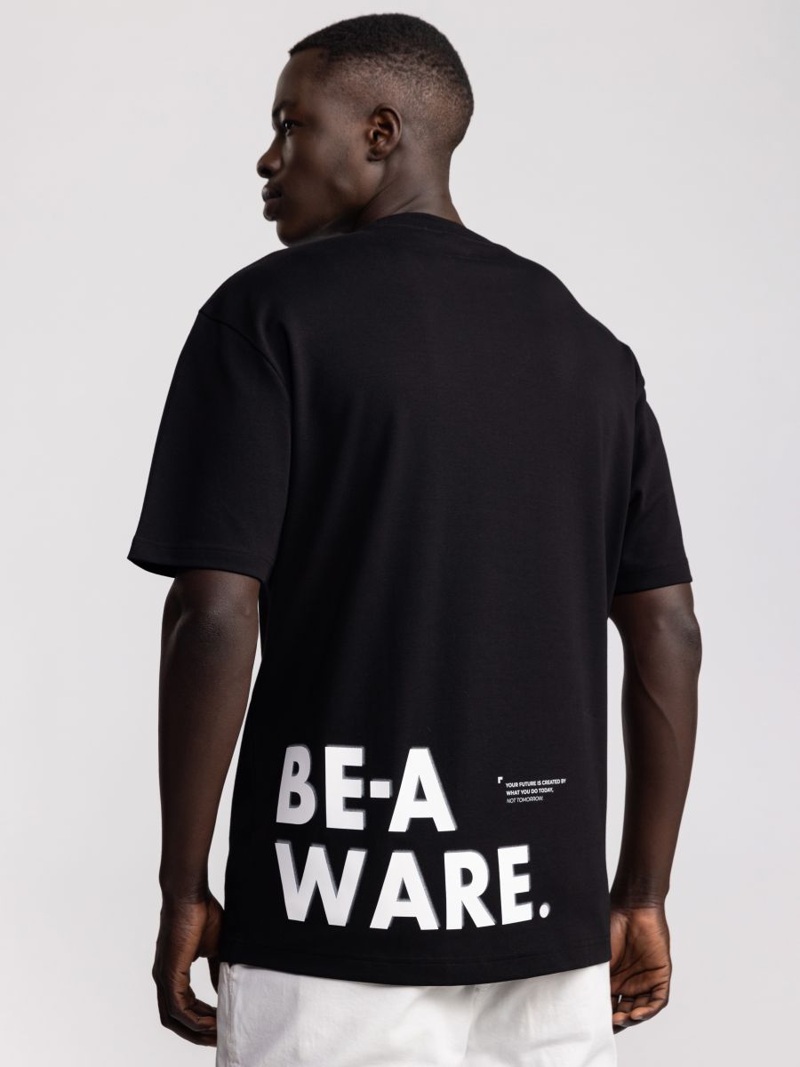 טישרט אובר סייז BE A WARE