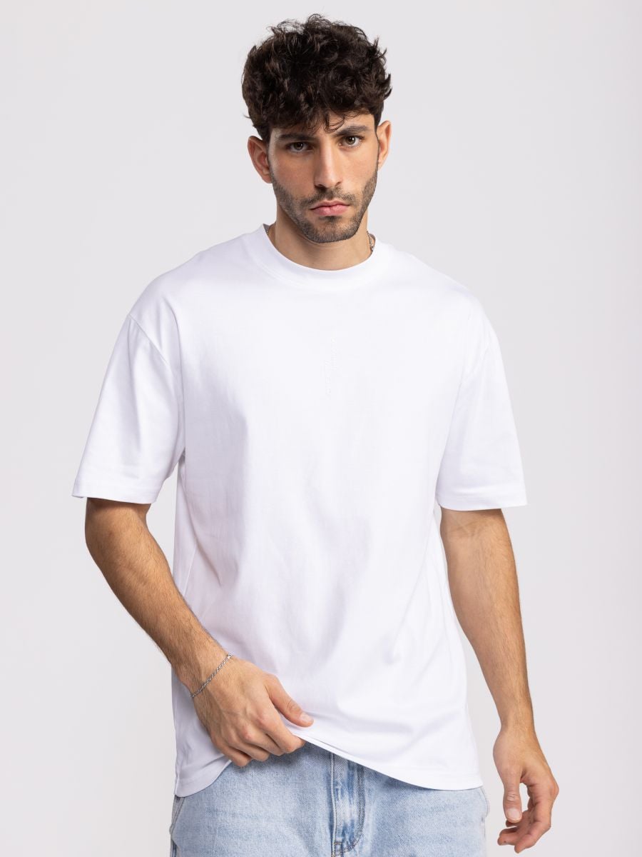 טישרט בייסיק אופנה