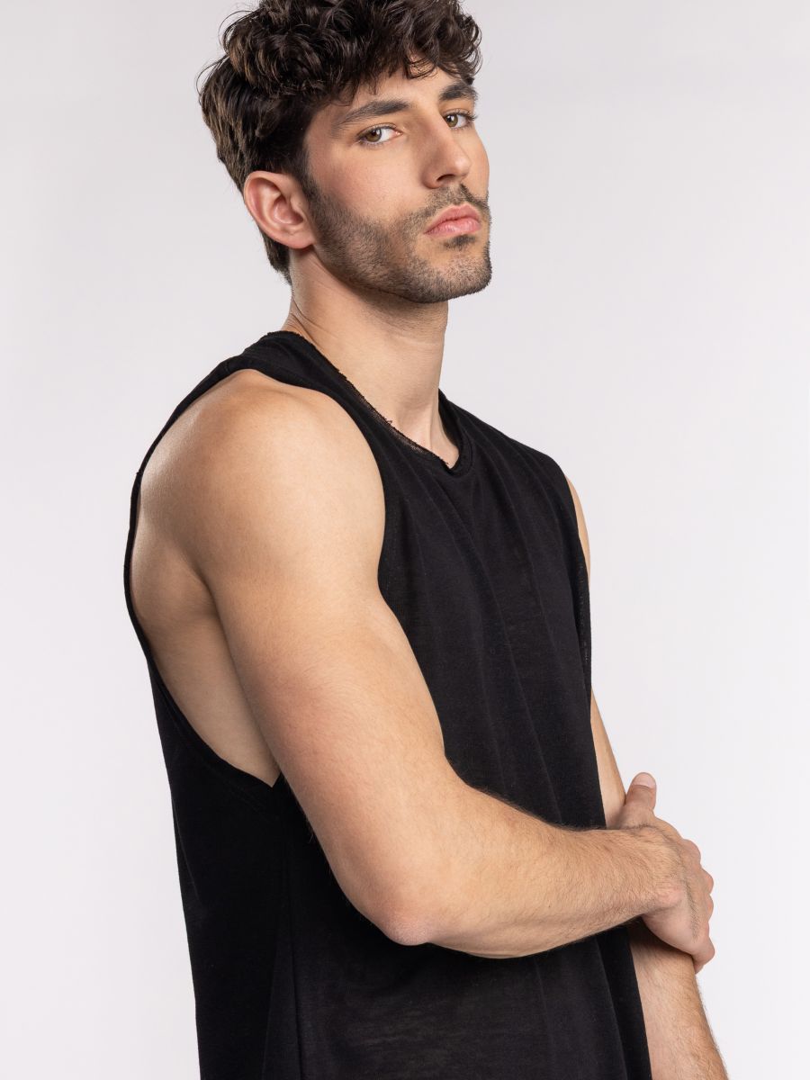 גופיה לגבר שקפקפה