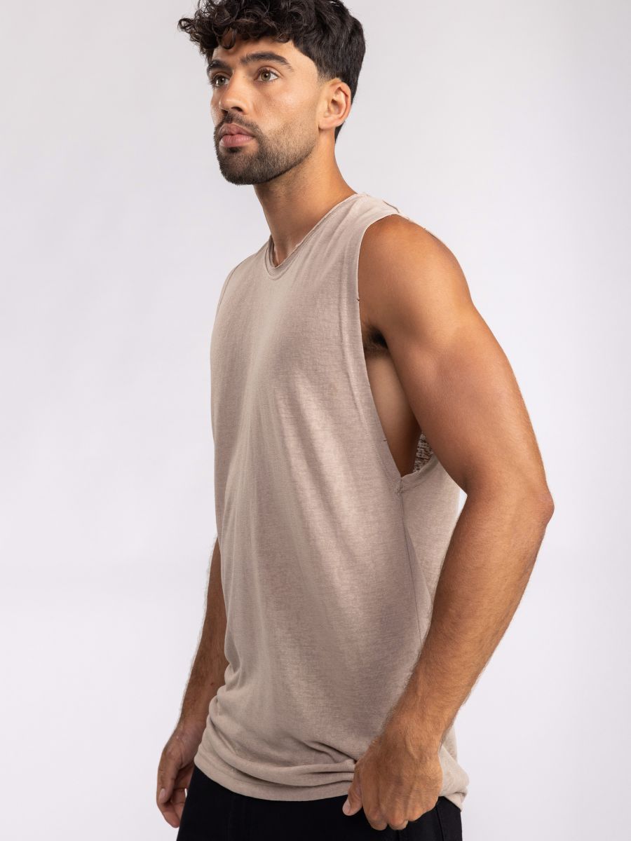 גופיה לגבר שקפקפה