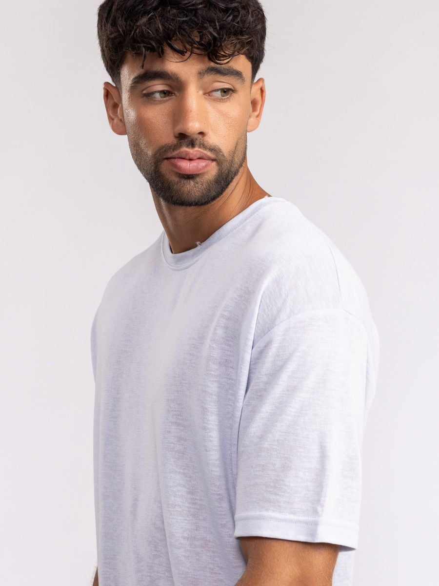 חולצת טי שירט לגבר שקפקפה צווארון עגול