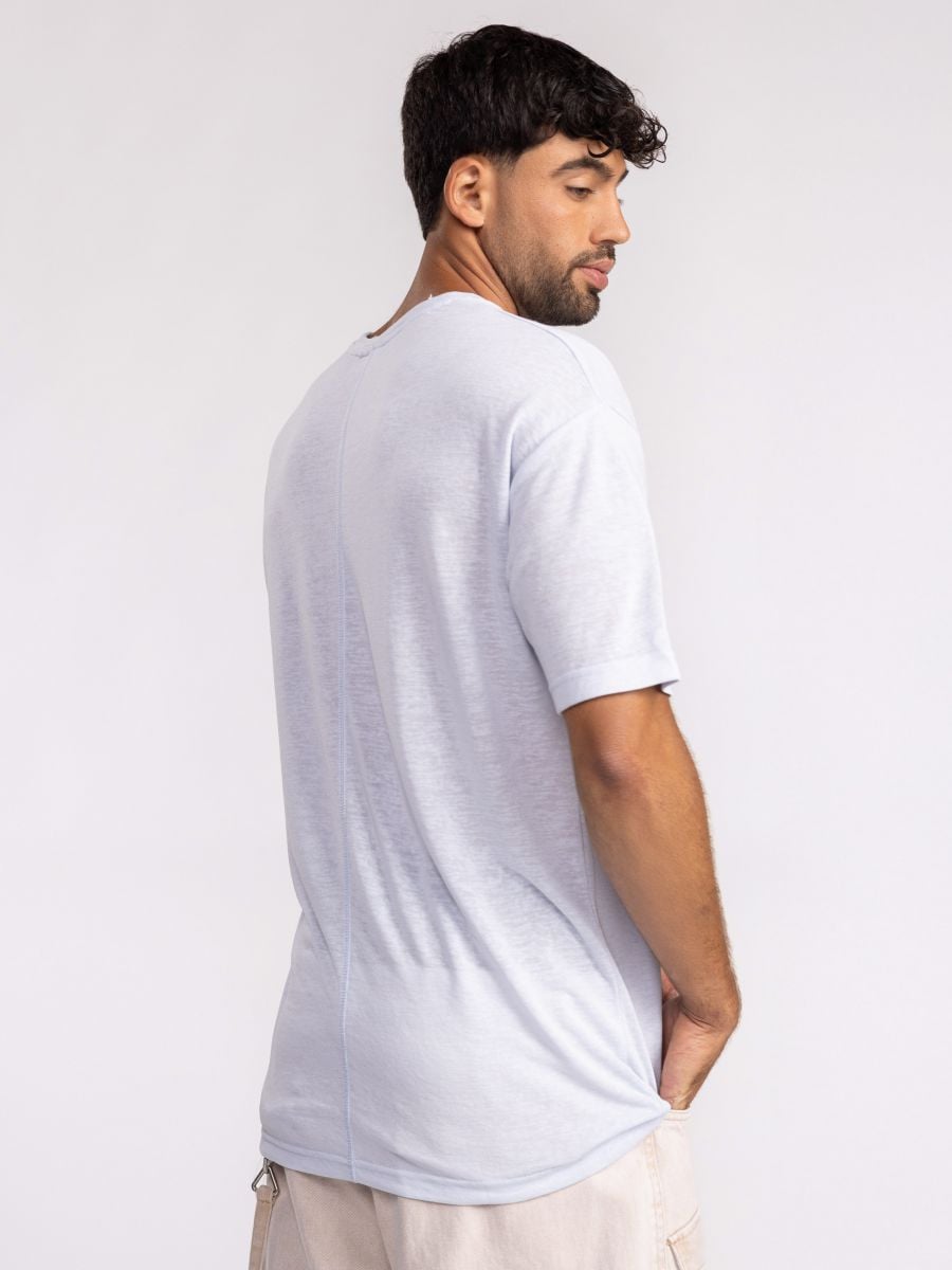 חולצת טי שירט לגבר שקפקפה צווארון עגול