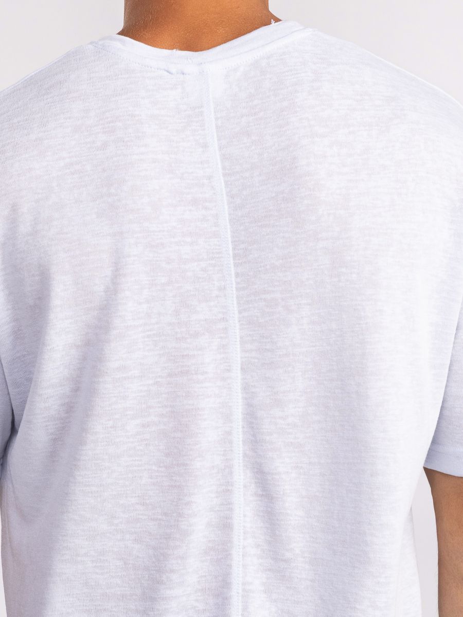 חולצת טי שירט לגבר שקפקפה צווארון עגול