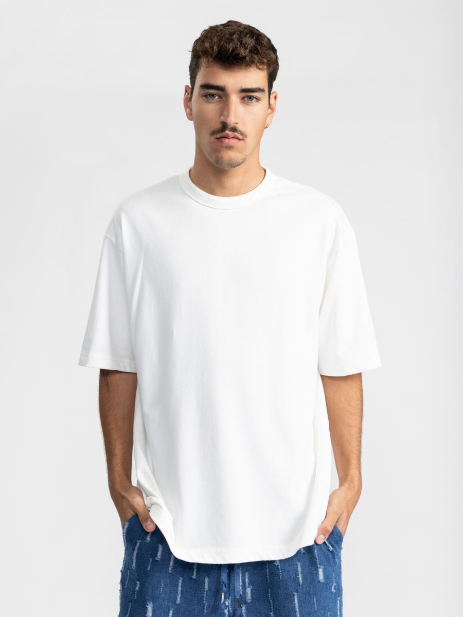 חולצת טי שירט משוחררת לגבר