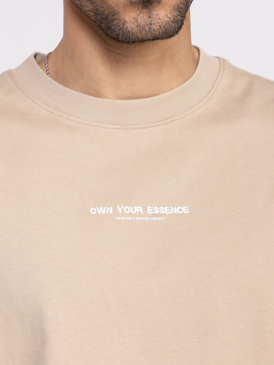 טי אוברסייז לגבר OWN YOUR ESSENCE